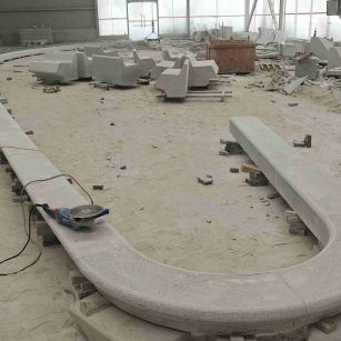 朝阳 芝麻白花岗岩弧形花坛石，坐凳石