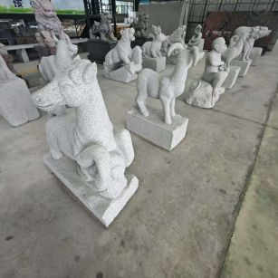 朝阳 芝麻白花岗岩造型立体雕刻——十二生肖