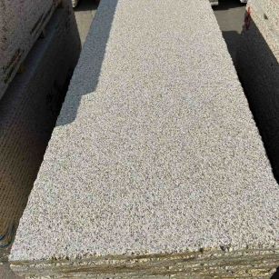 朝阳 黄金麻花岗岩荔枝面毛板，半成品