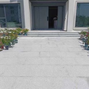 朝阳 芝麻白花岗岩地铺石地面铺装