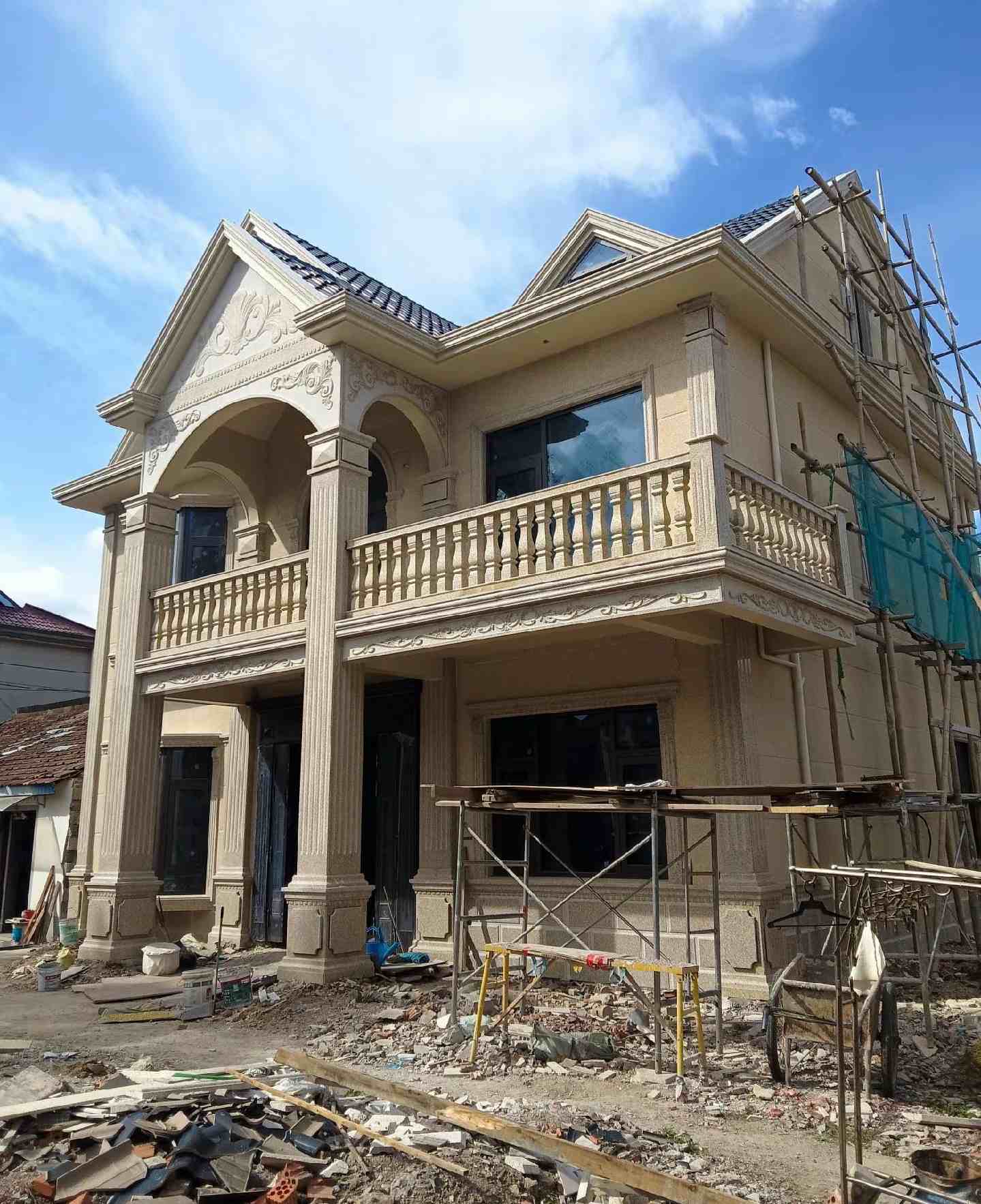 朝阳 黄金麻花岗岩石材私人别墅雕花门楼柱阳台栏杆