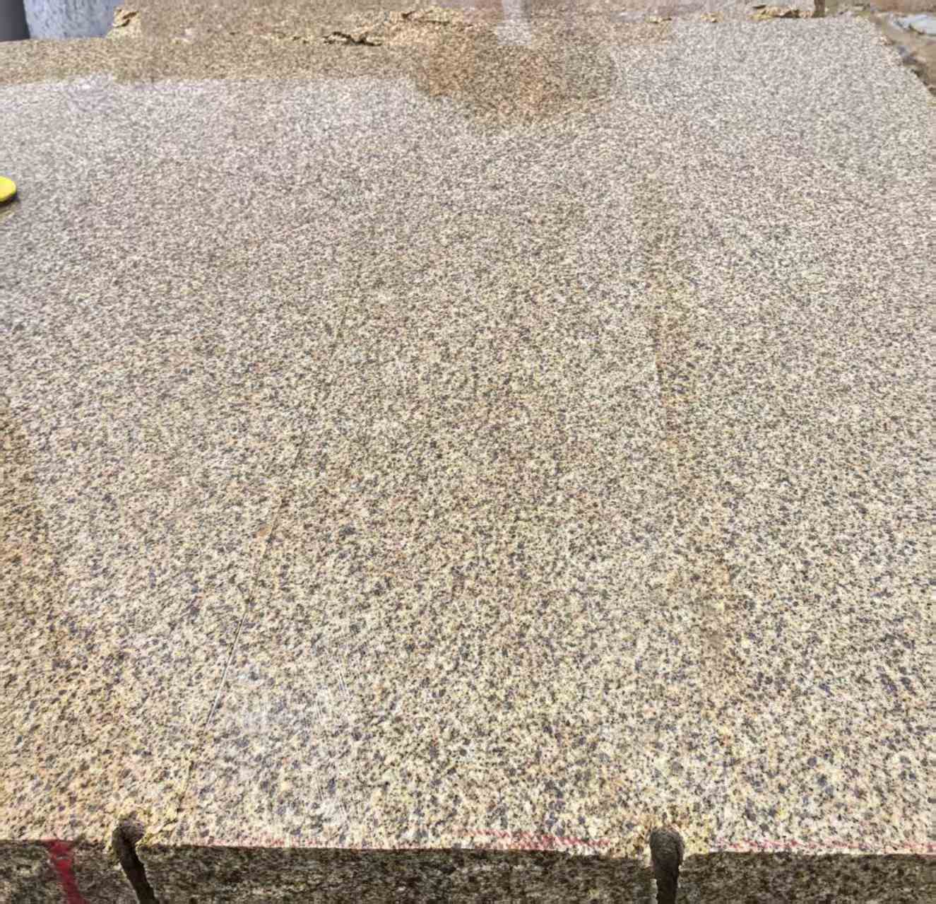 朝阳 黄金麻花岗岩石材方料