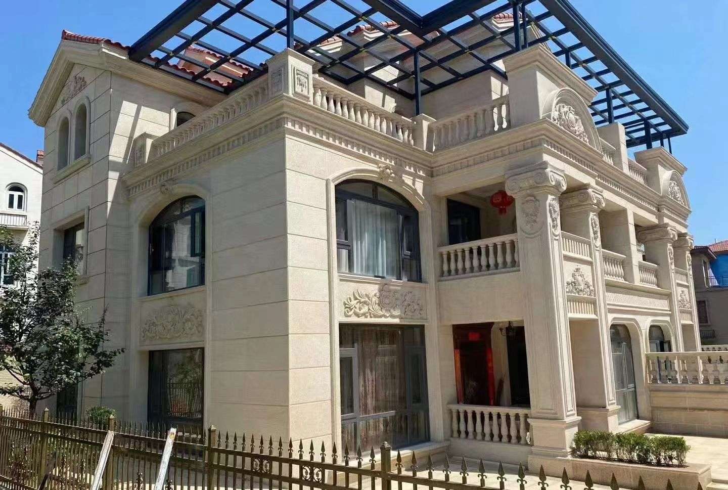 朝阳 黄金麻花岗岩荔枝面别墅外墙干挂