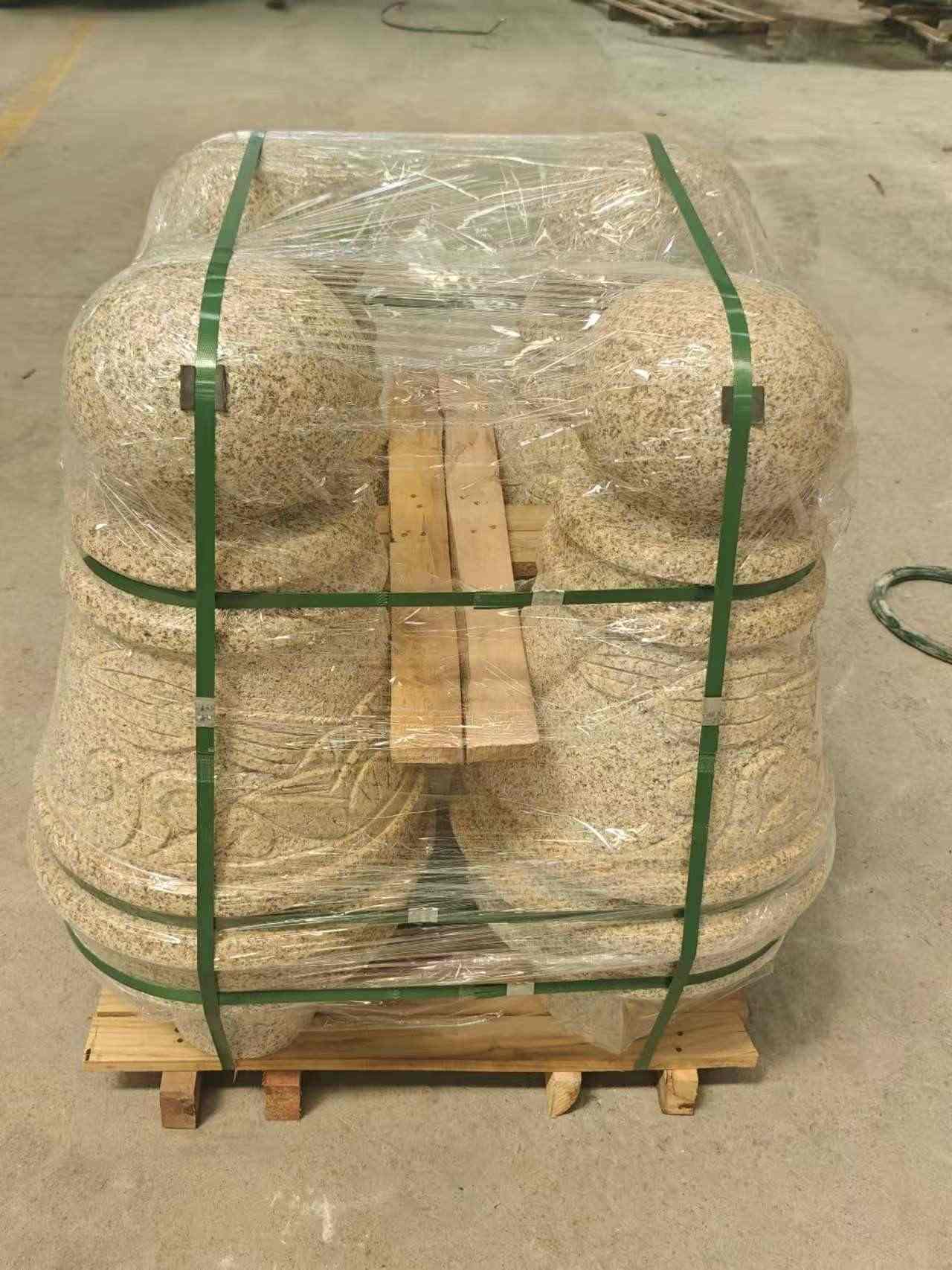 朝阳 黄金麻异形定制雕花——棒棒糖挡车柱