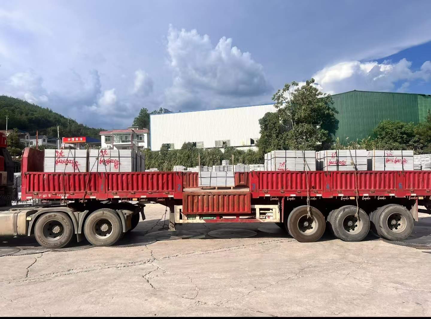 朝阳 芝麻灰花岗岩地铺石出货日常