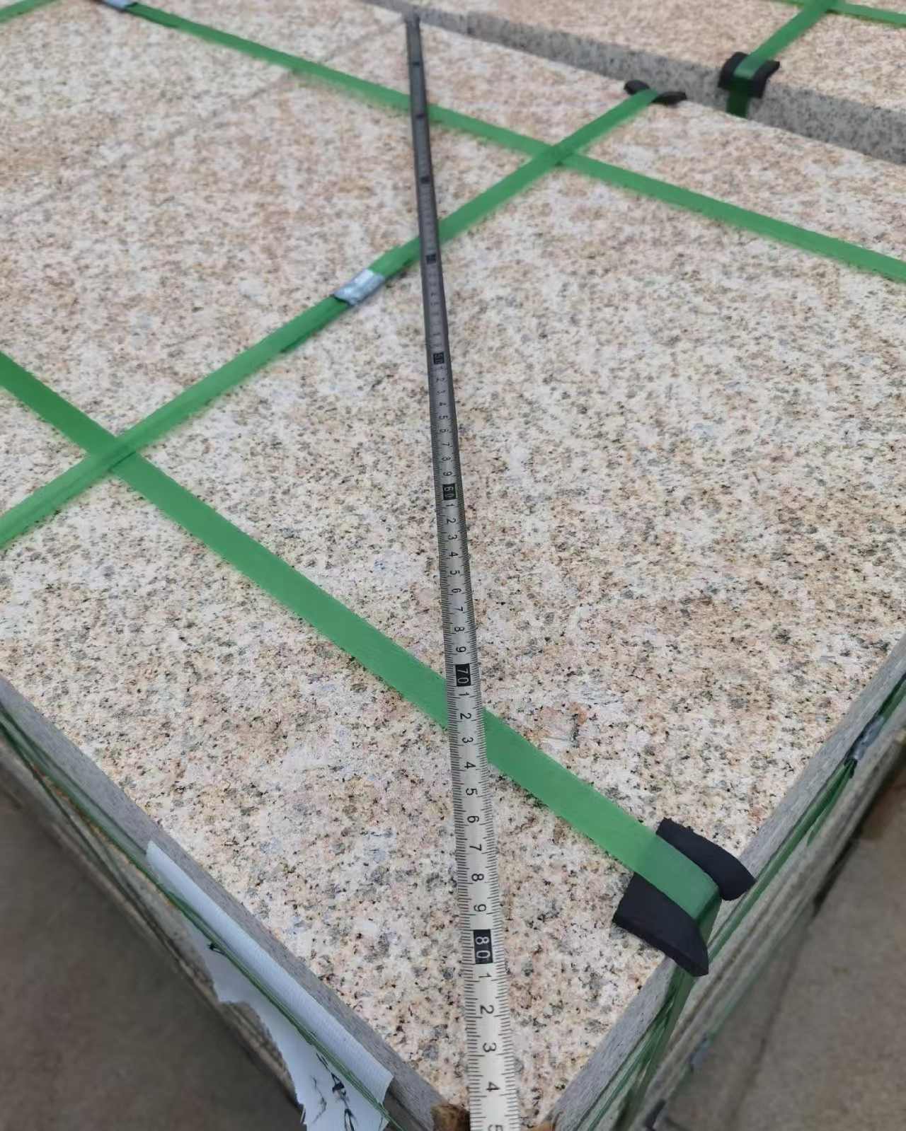 朝阳 黄金麻火烧面地铺石