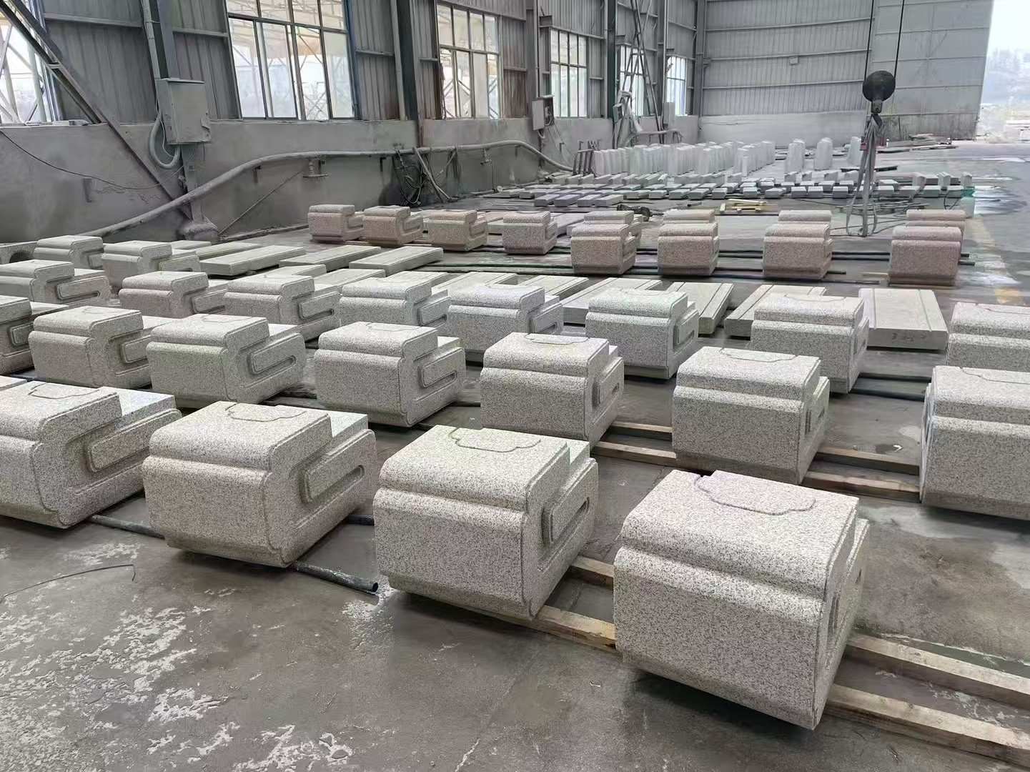 朝阳 白麻花岗岩异形加工-石凳，坐凳